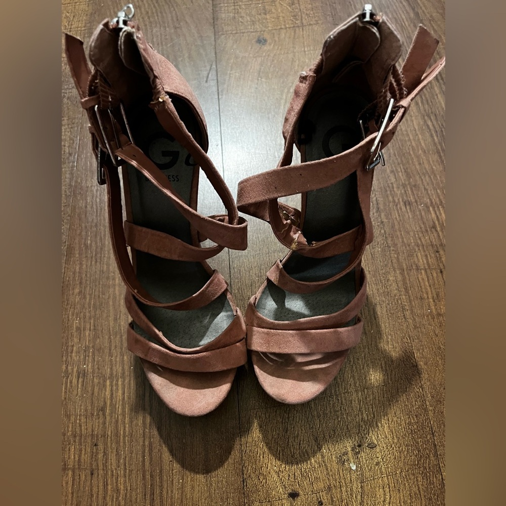 G by Guess Blush Pink Platform Heels size 7.5 - Picture 4 of 8